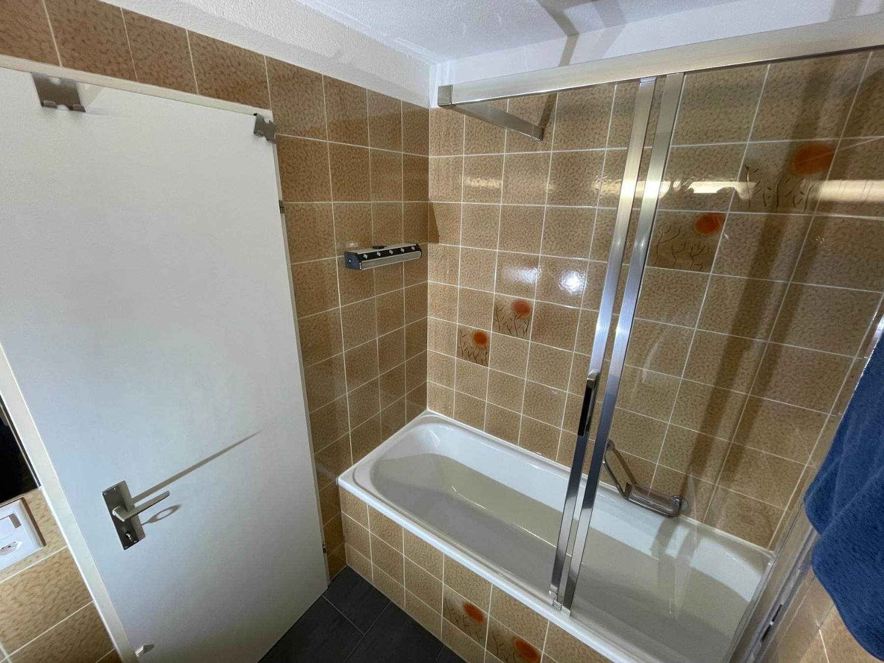 Catrina Hotel Disentis Phòng bức ảnh